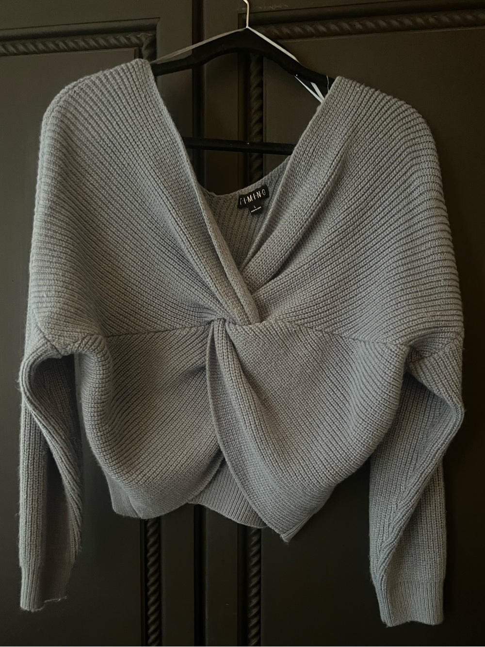 Twist-Front Ribbed V-Neck Sweater - Blue
